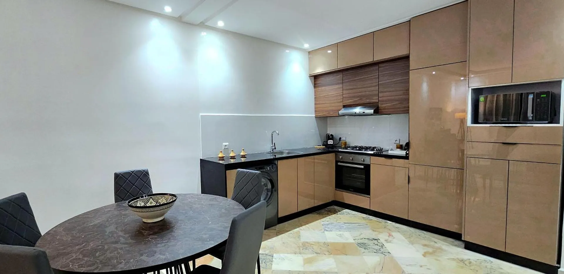 Appartement Moderne A Gueliz, Terrasse & Parking Prive Marrakesh